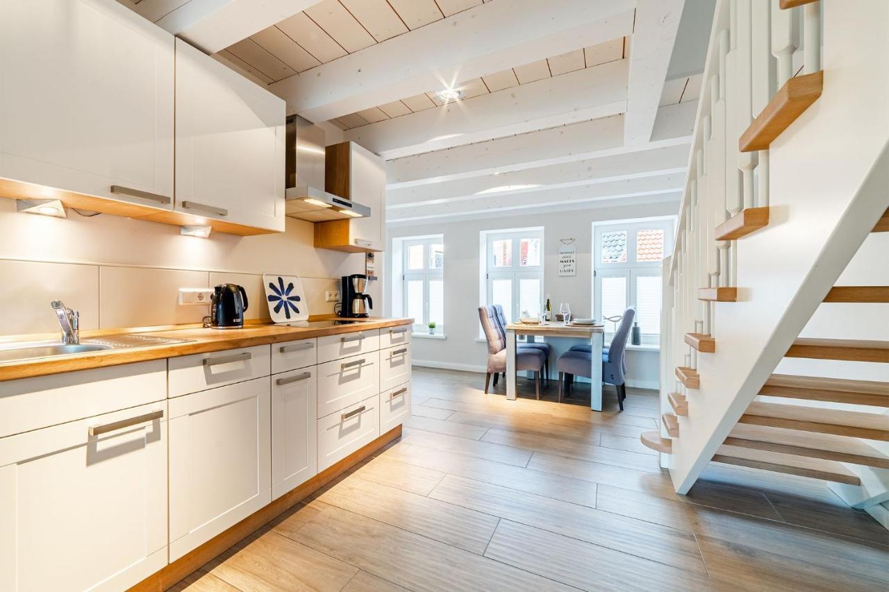 Haus Am Siel 01, Zentral Mit Eigenem Steg Villa Greetsiel Eksteriør bilde