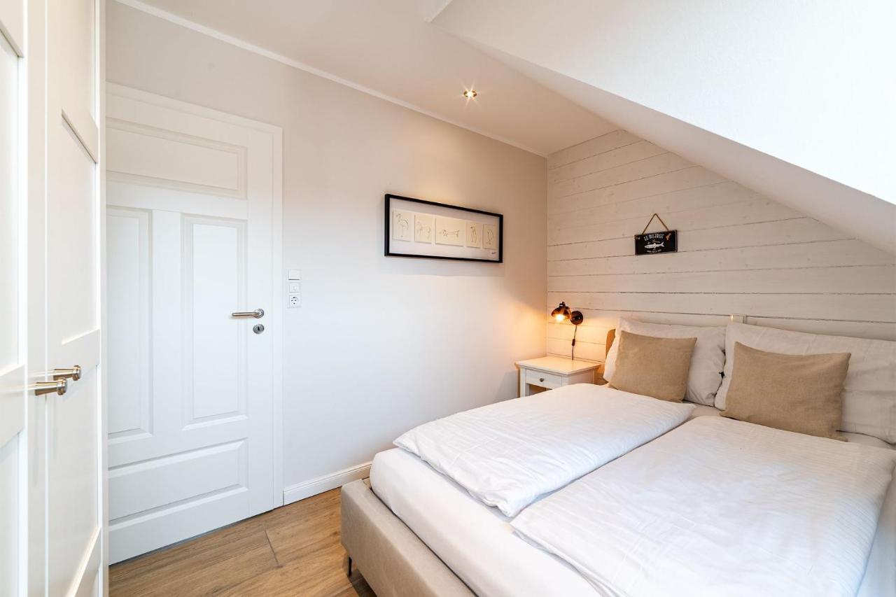 Haus Am Siel 01, Zentral Mit Eigenem Steg Villa Greetsiel Eksteriør bilde